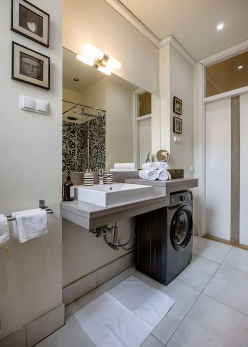 Klarahome Apartman *